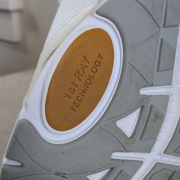 VIONIC I White & Vapor Green Slip-On Samana Arch Support Shoes Sneakers, 11 - Picture 13 of 14